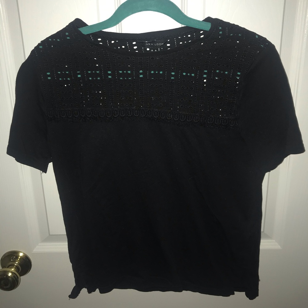 Black T-shirt with detail